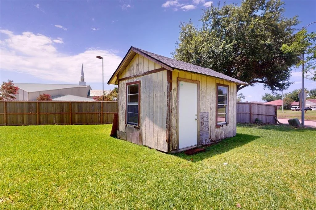 Photo of 4412 Fairway Street