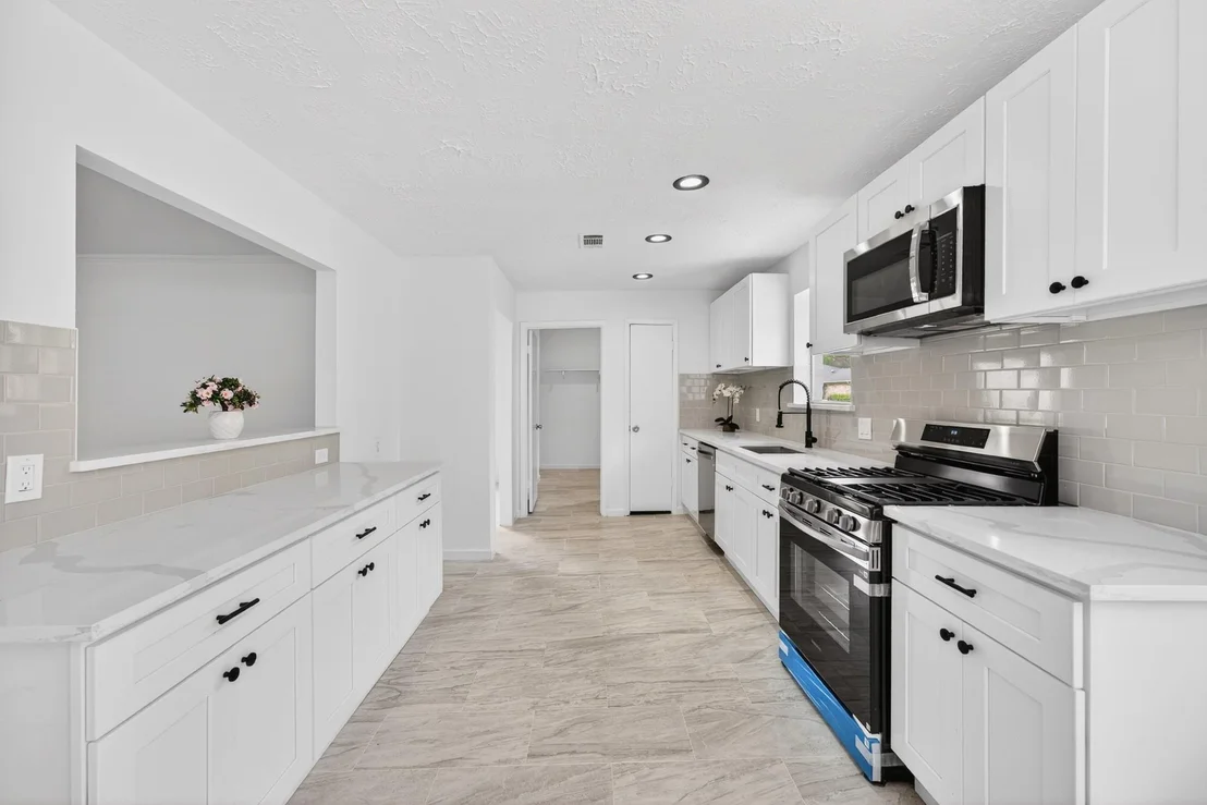 Photo of 24106 Spring Mill Lane