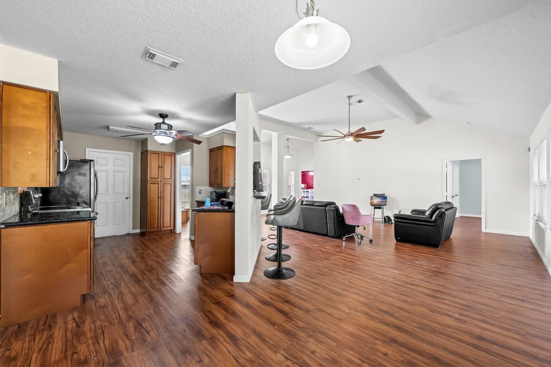 Photo of 7442 County Road 42
