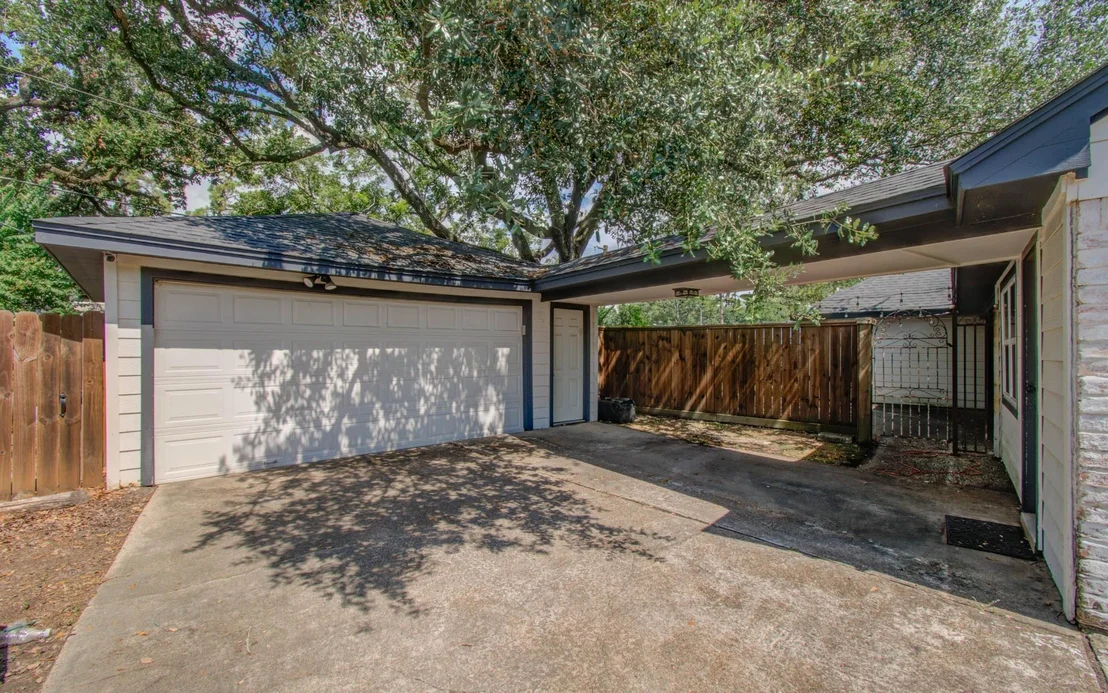 Photo of 18006 Bambridge Drive