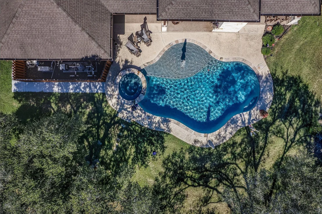 Photo of 437 Bischoff Road