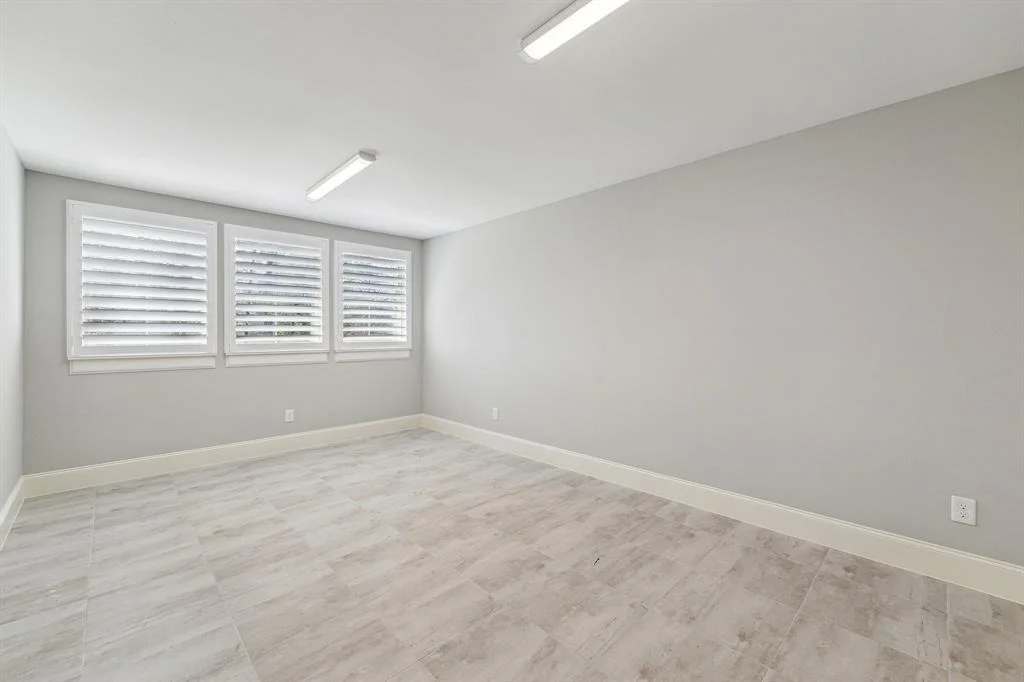 Photo of 16006 Broadwater Drive