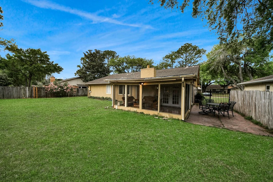 Photo of 12207 Chartwell Drive