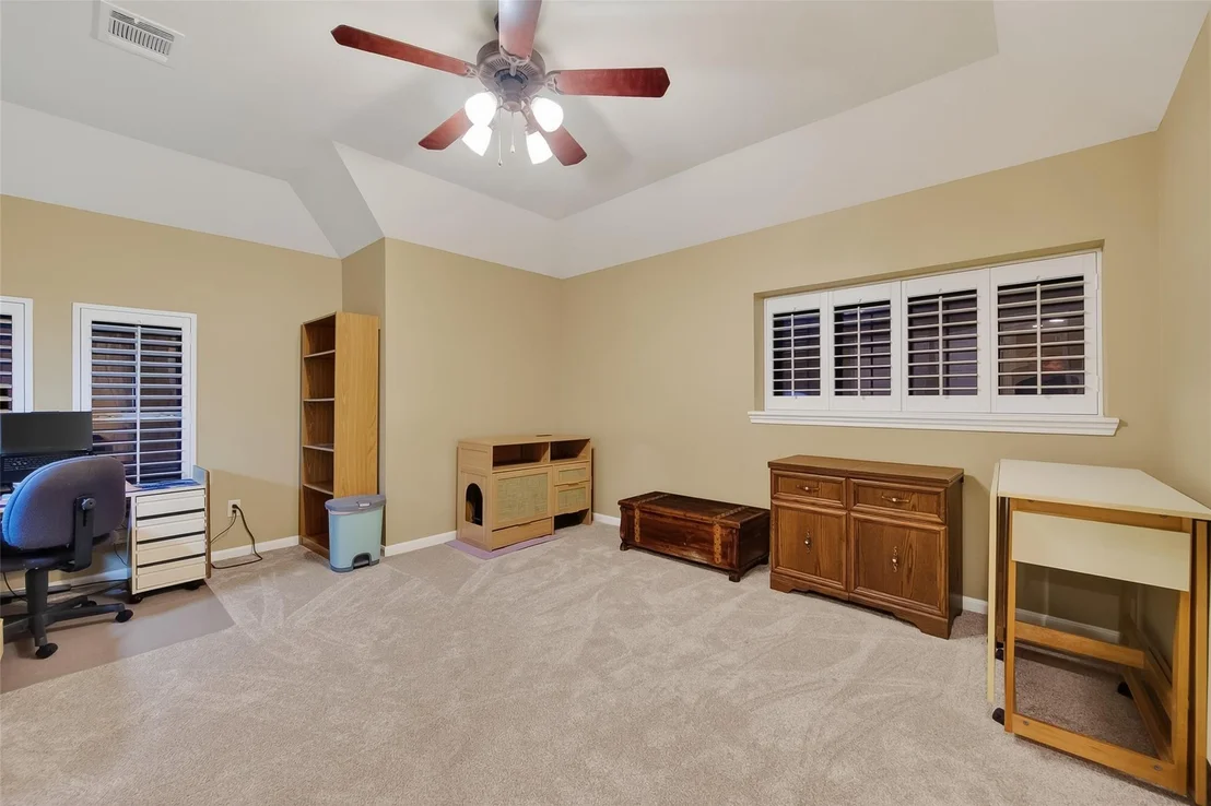 Photo of 14327 Norhill Pointe Drive