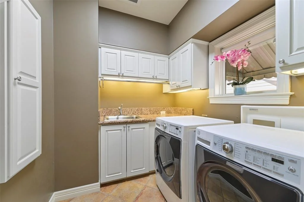 Photo of 3738 Blue Bonnet Boulevard