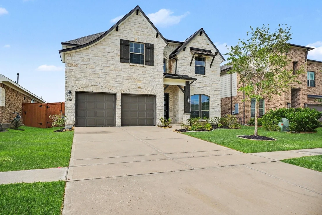 Photo of 13701 Seneca Lake Drive