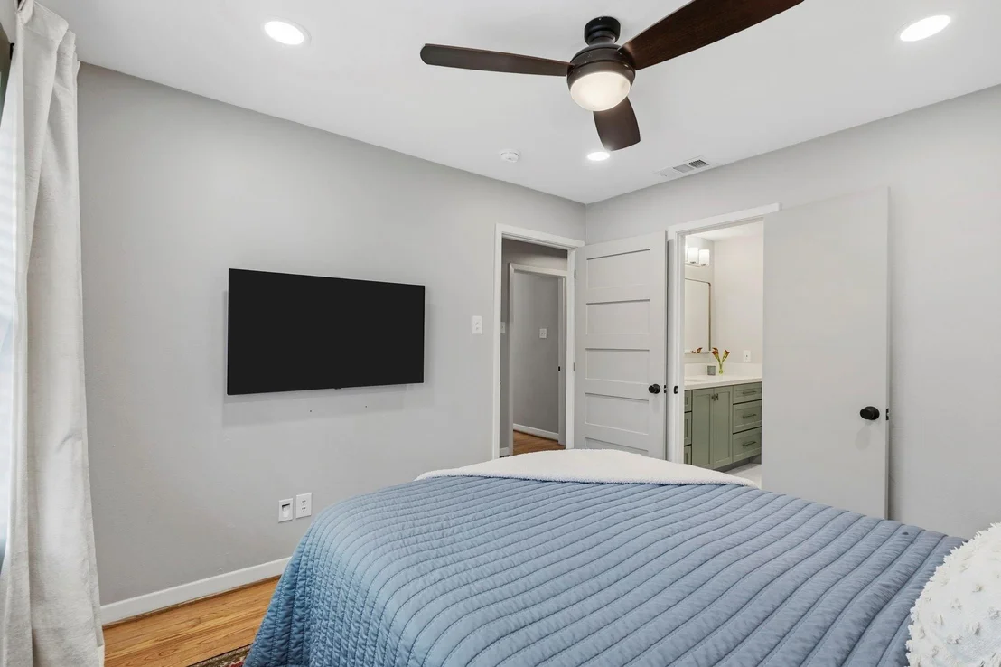 Photo of 4410 Viking Drive