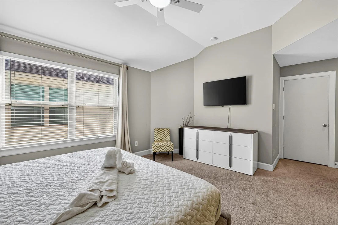 Photo of 11511 Main Pine Drive