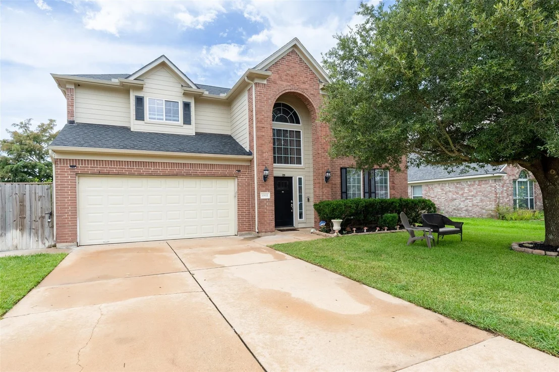 Photo of 4811 Redwing Brook Trail