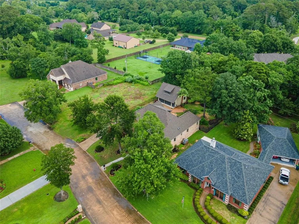Photo of 2209 Oak Drive