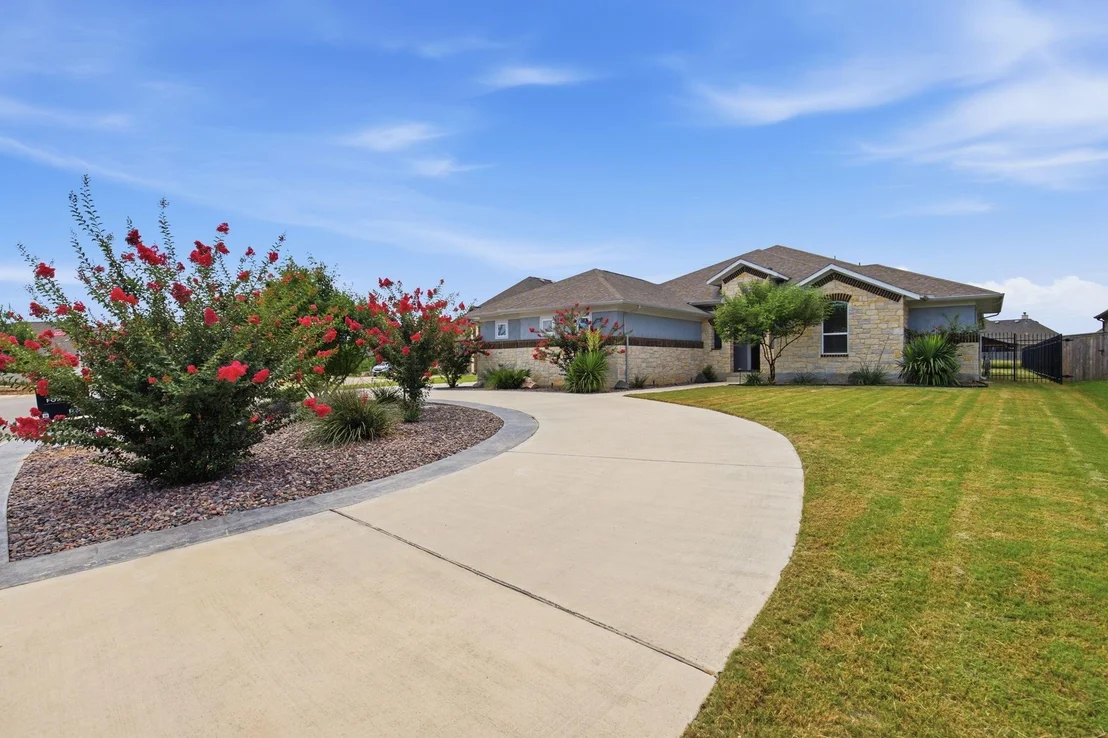 Photo of 30523 Setterfeld Circle