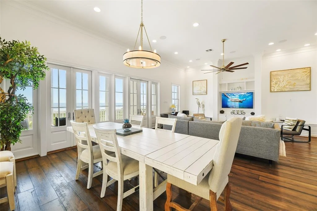 Photo of 1745 Seaside Drive