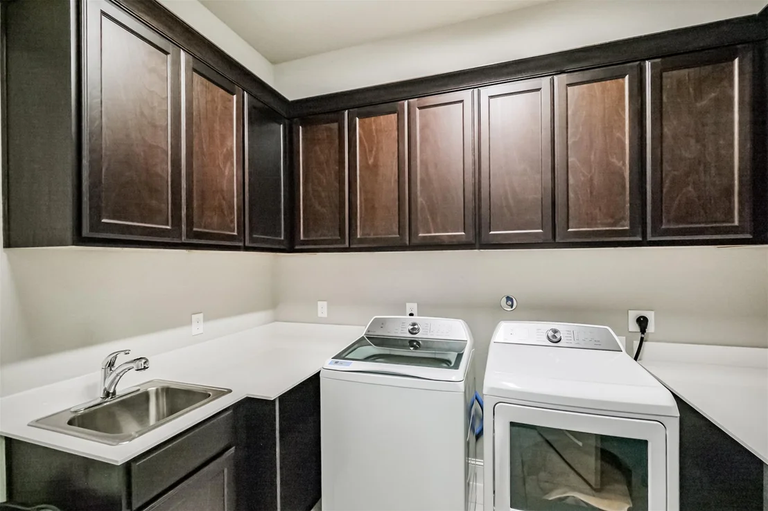 Photo of 3722 Edison Lane