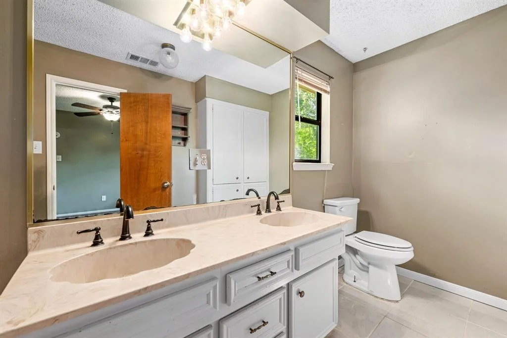 Photo of 26418 Maplewood Drive