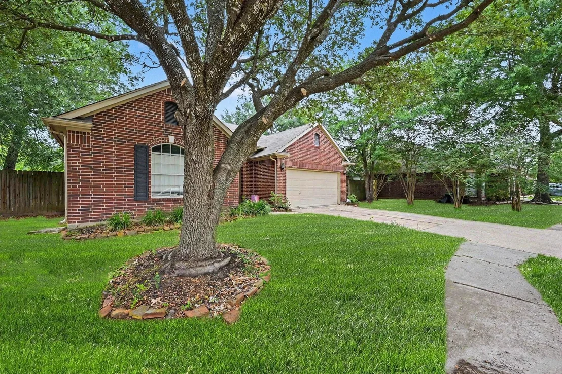 Photo of 1311 Coppercrest Drive