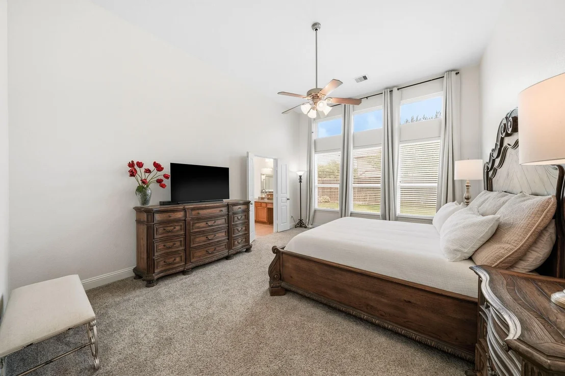 Photo of 17610 Strackfield Lane