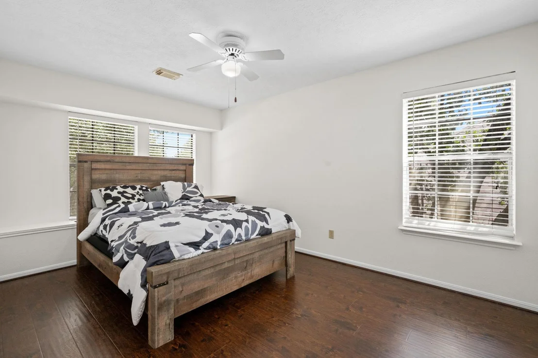 Photo of 7306 Oak Walk Drive