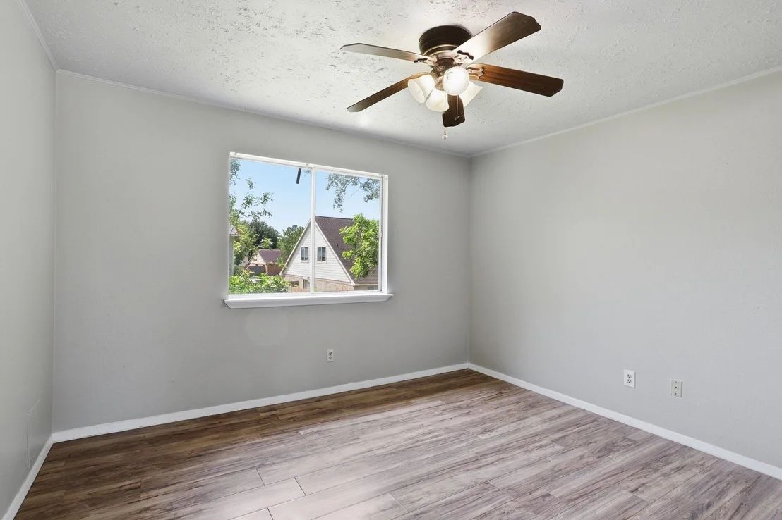 Photo of 2315 Hampton Road