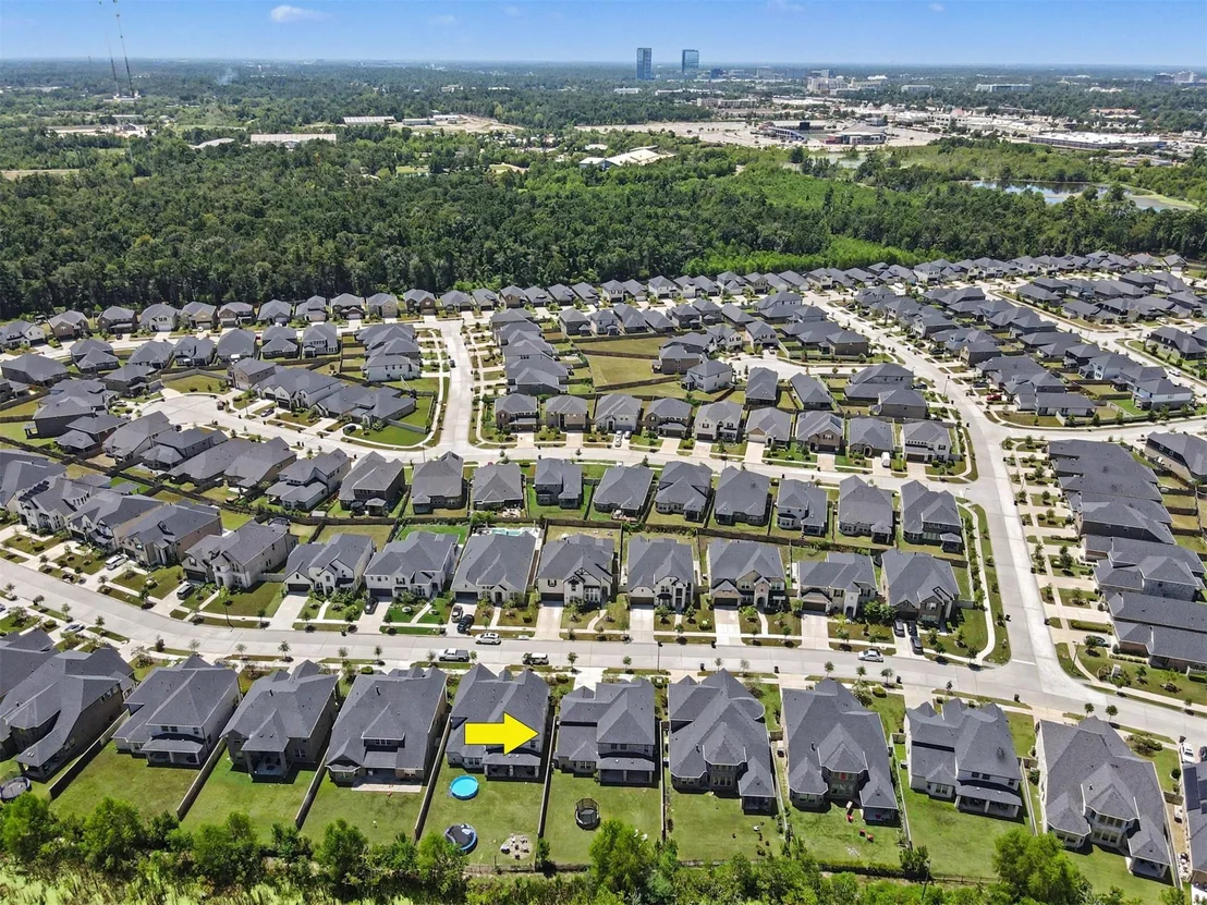 Photo of 17607 Harper's Way