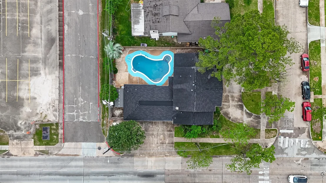 Photo of 5722 Arncliffe Drive