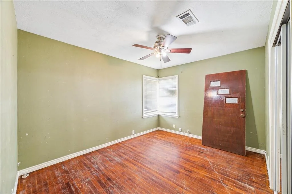 Photo of 947 Stonecrest Drive