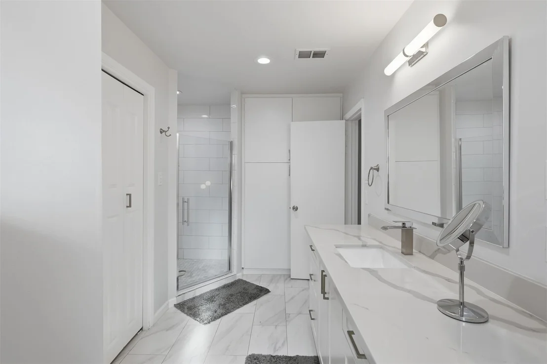 Photo of 12019 Plumbrook Drive