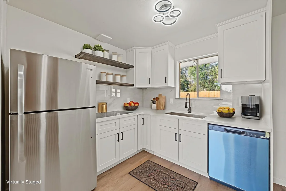 Photo of 11059 Vailview Drive