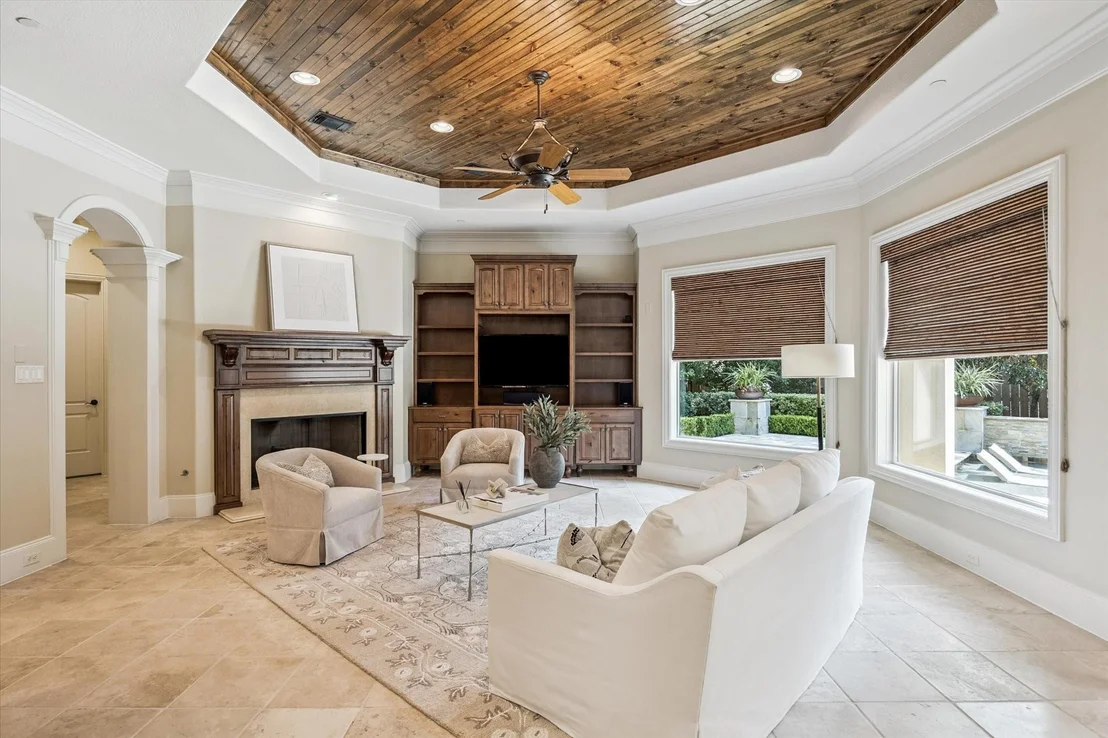 Photo of 570 Lanecrest Lane