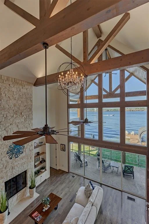 Photo of 925 Paradise Lane