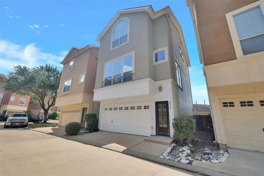 Photo of 3314 Clearview Circle
