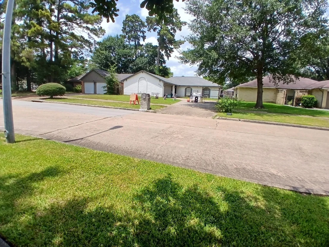 Photo of 6303 Coachgate Drive