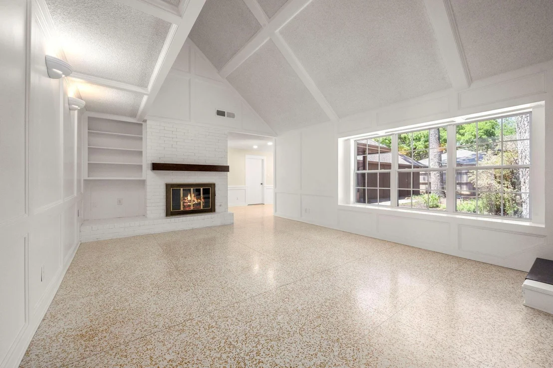 Photo of 518 Magic Oaks Drive