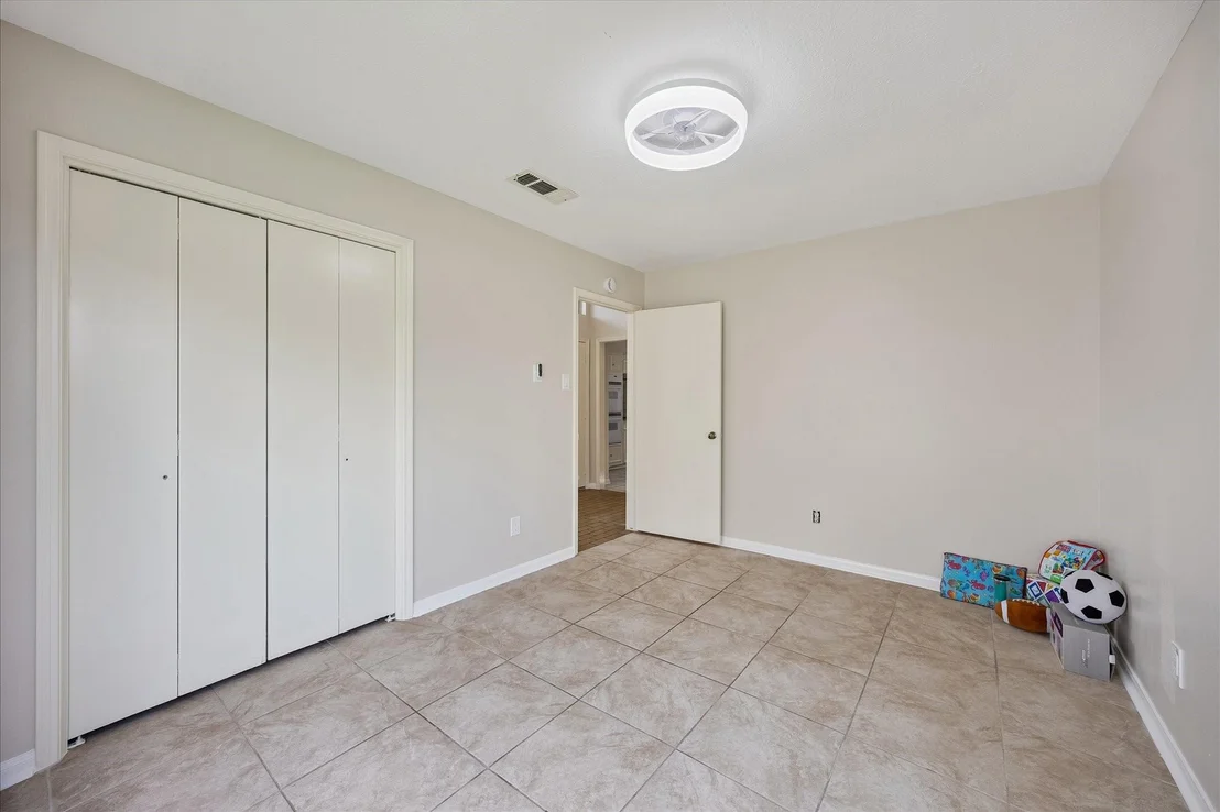 Photo of 8018 Cobblefield Lane