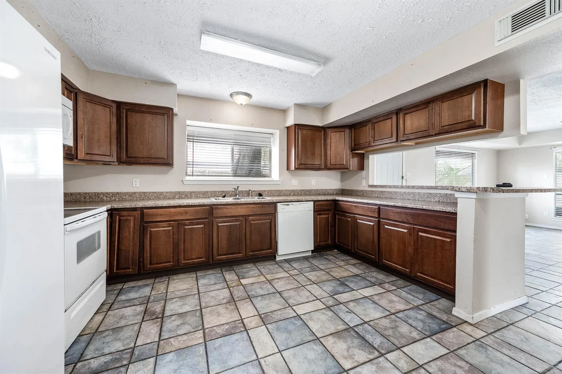 Photo of 4734 Lost Lake Lane