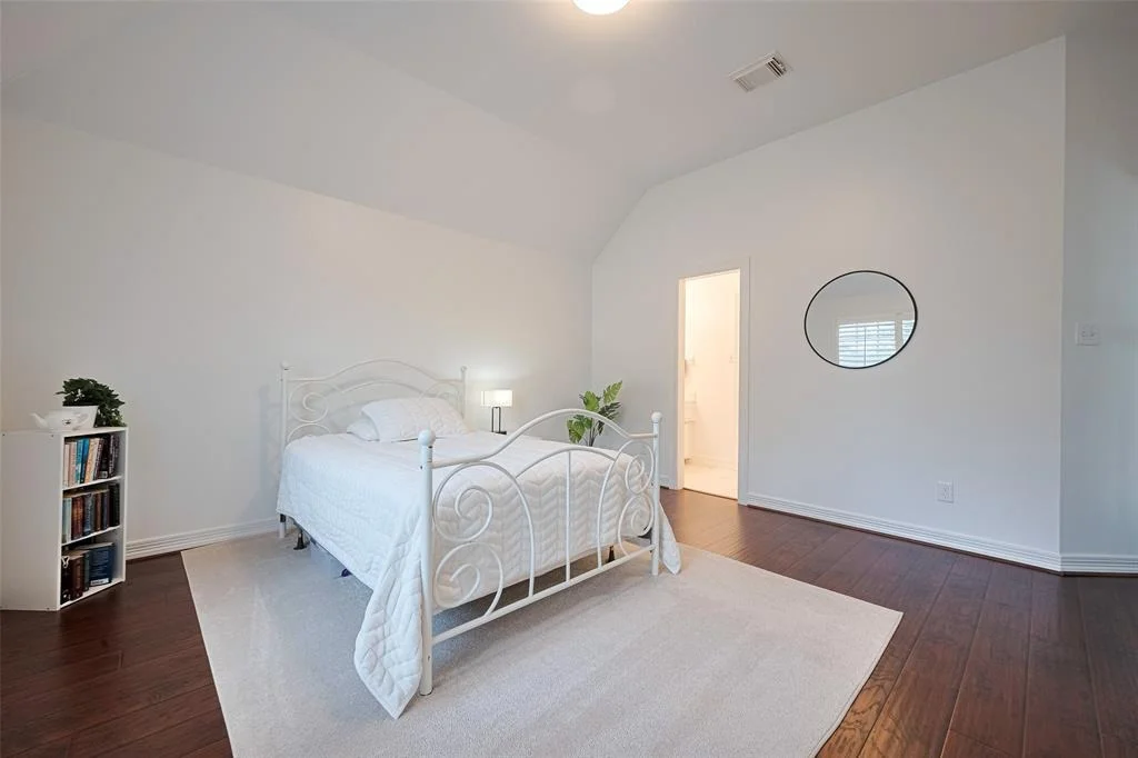 Photo of 16323 Burham Park Drive