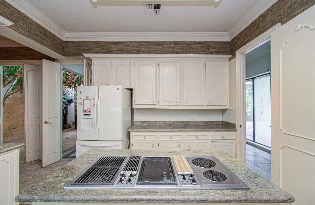 Photo of 9712 Longmont Drive