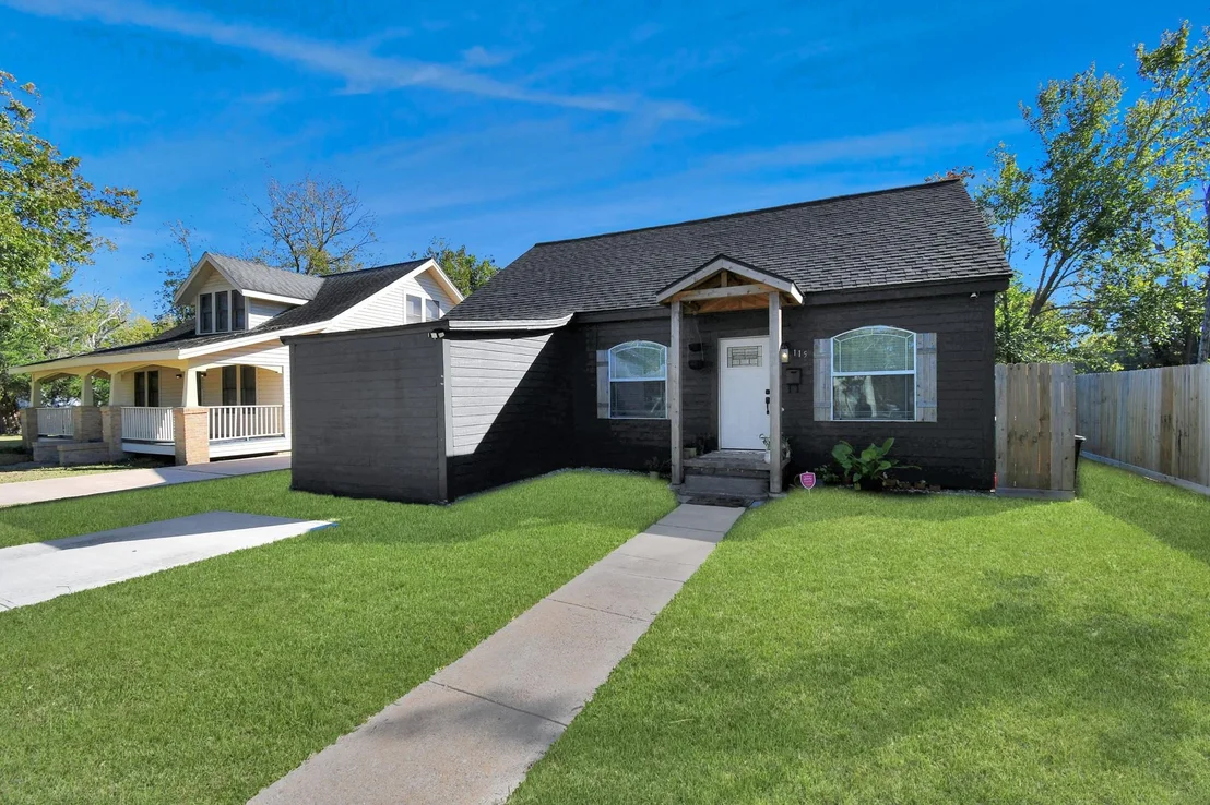 Photo of 115 Morrell Street