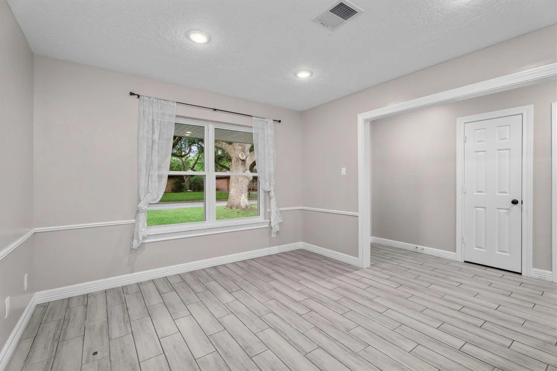 Photo of 703 Barbara Street