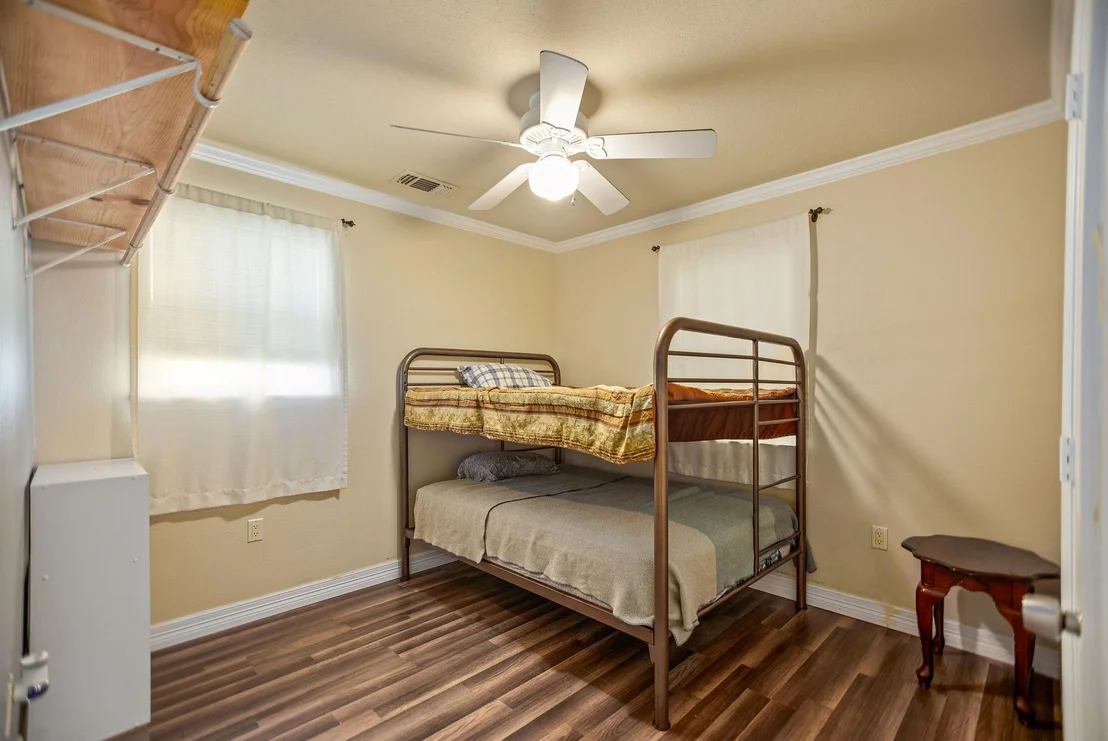 Photo of 654 Calumet Drive