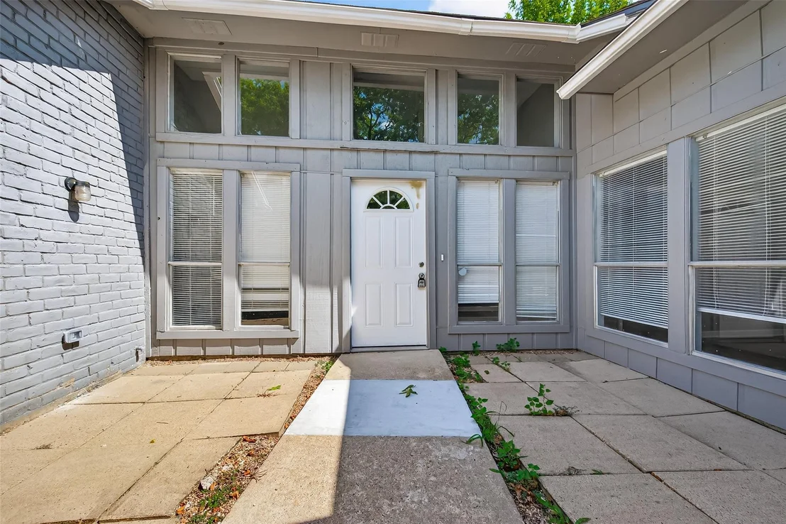 Photo of 5054 Pine Cliff Drive