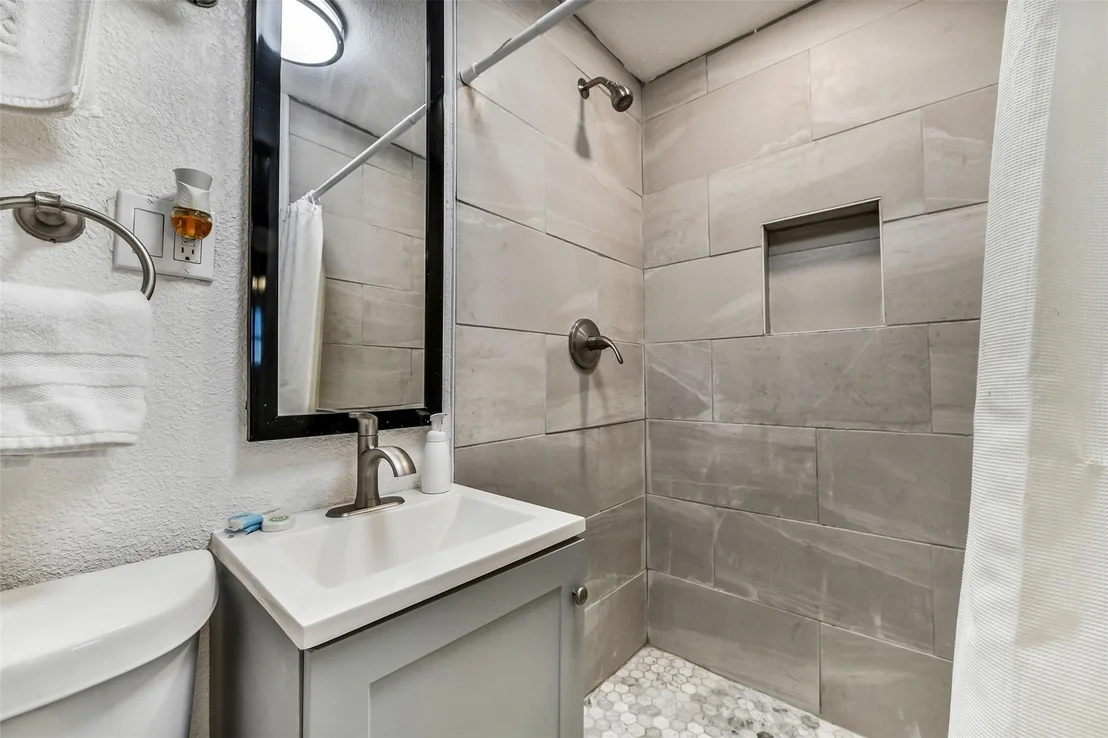 Photo of 4202 Mason Drive