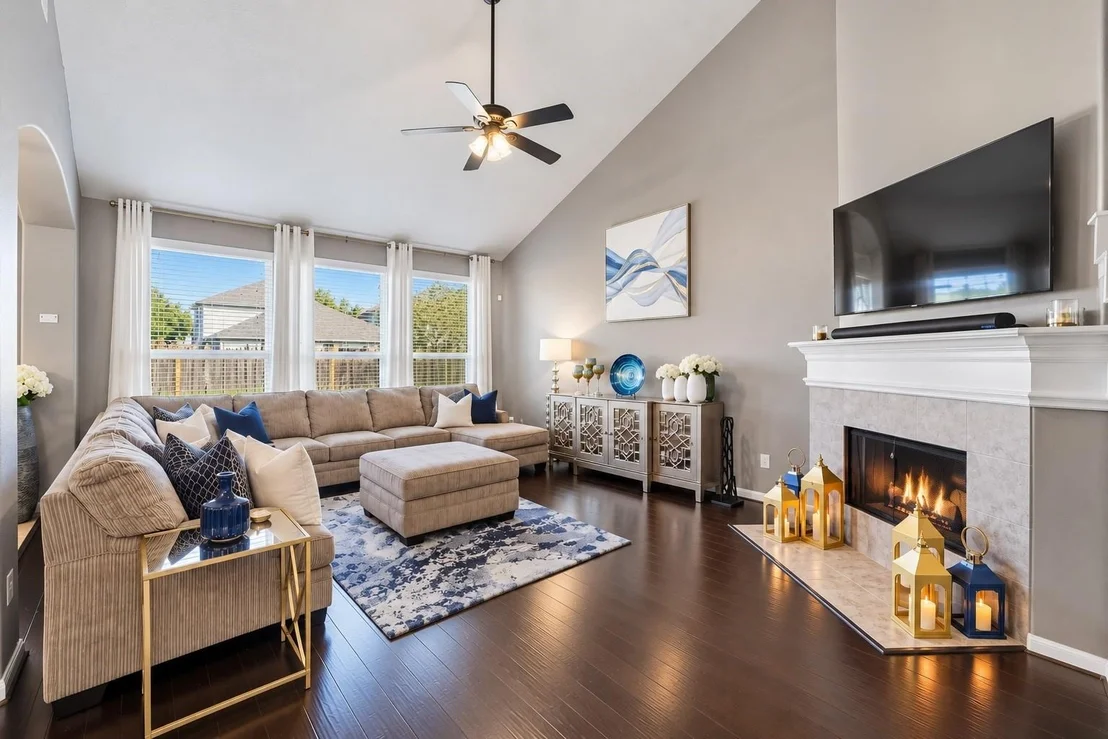 Photo of 15402 Hazen Point Drive