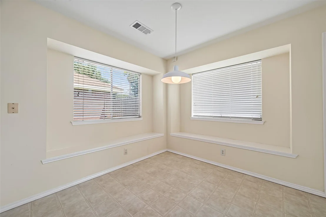 Photo of 2111 Laurel Arbor Drive