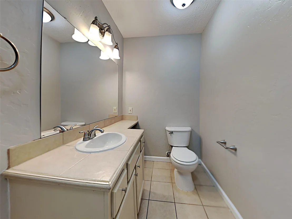 Photo of 158 E Pathfinders Circle