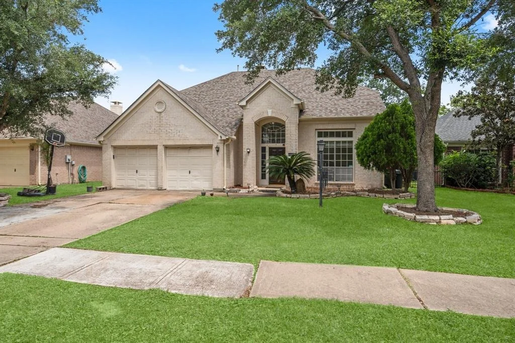 Photo of 3923 Shadow Cove Drive