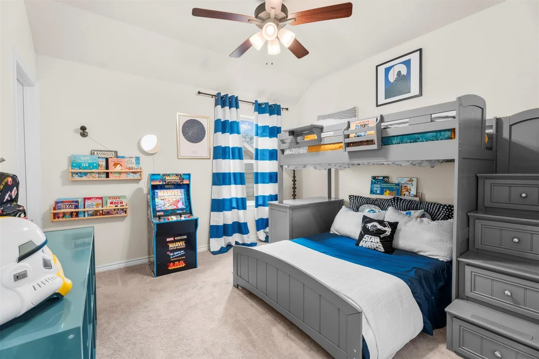 Photo of 27809 Ellie Oak Lane