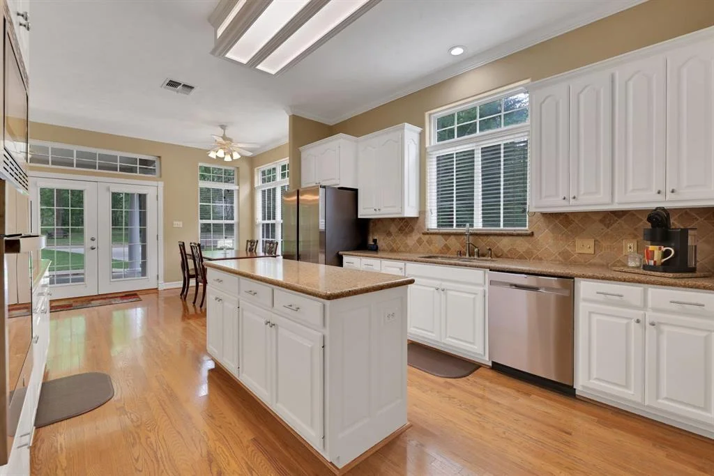Photo of 69 Lake Oaks Circle
