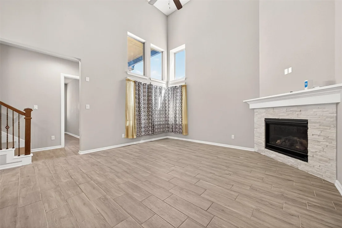 Photo of 4207 Maple Glen Drive