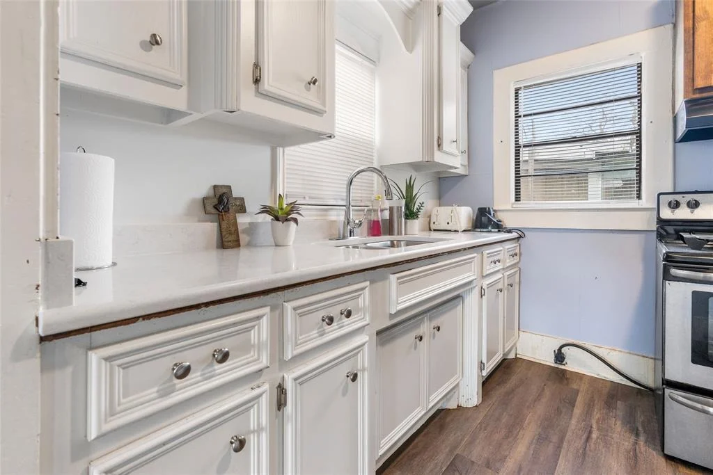Photo of 710 W 5th Street