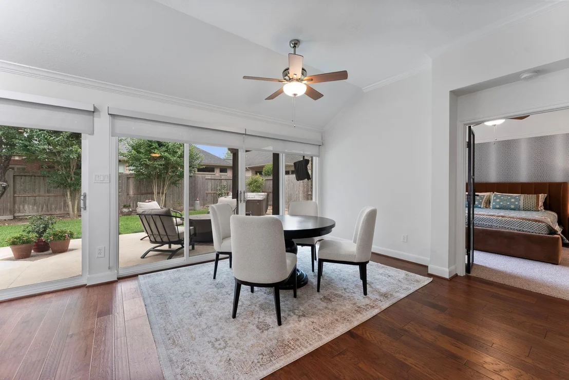 Photo of 23 S Manorcliff Place